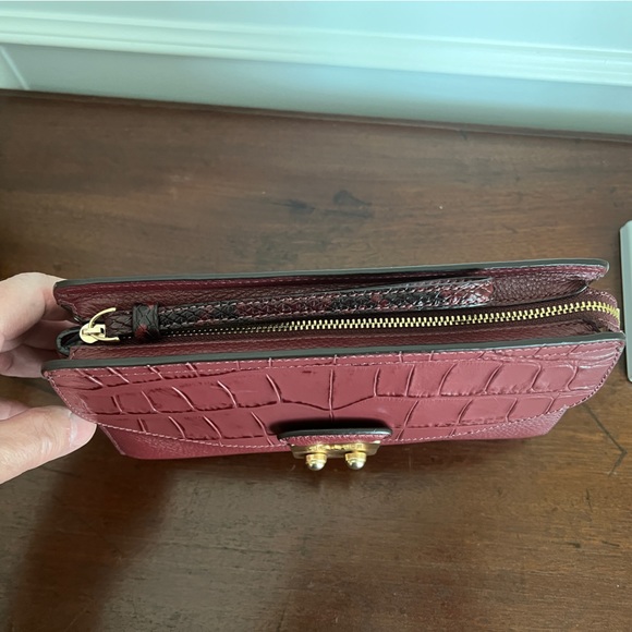 Coach Wristlet Clutch Crocodile-Embossed Leather Wine Preloved - Picture 13 of 13